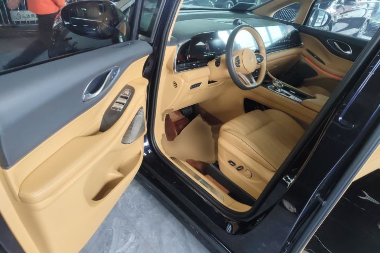 Used VOYAH Dream 2024 PHEV Ultra-Long Range Flagship Edition Driver Seat