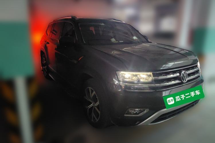 Used Volkswagen Teramont 2017 330TSI Two-Wheel-Drive Luxury Edition Front Right 45 Deg