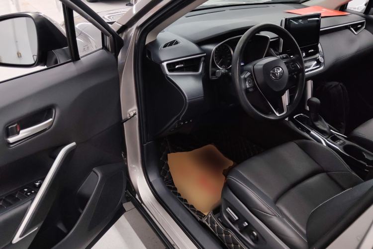 Used Toyota FRONTLANDER 2022 2.0L CVT Luxury PLUS Edition