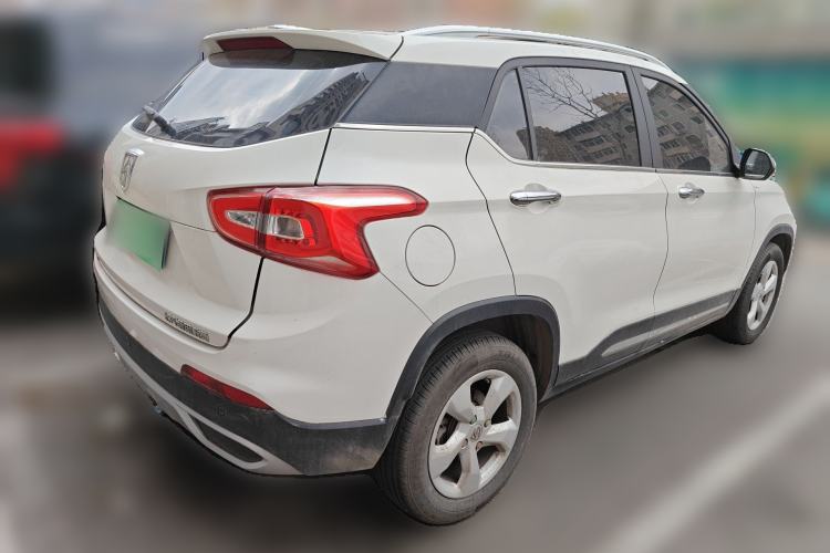 Used Baojun 510 2017 1.5L Automatic Fashion Model
