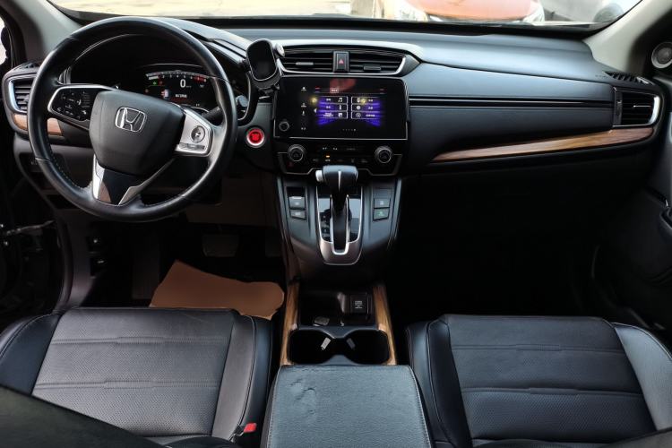 Used Honda CR-V 2017 240TURBO CVT Front-Wheel Drive Fashion Edition Center Console