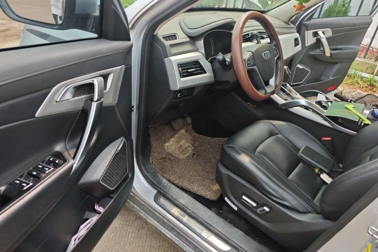 Used Geely Auto Emgrand X7 Sport 2016 1.8TD Automatic Smart Model Driver Seat