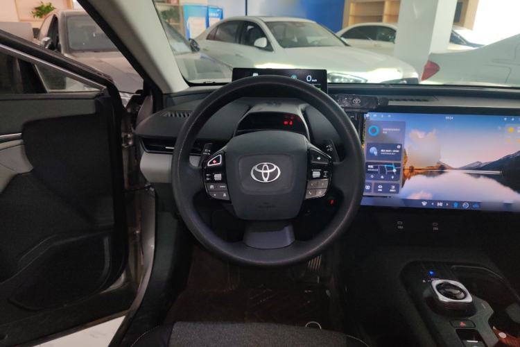 Used Toyota bZ5 2025 Model 550 JOY