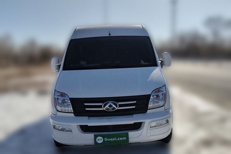 Used SAIC MAXUS Xintu V80 2021 2.0T Manual Classic Aoyuntong Short Wheelbase Mid-Height 7/8/9-Seater