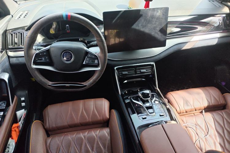 Used BYD Tang New Energy 2021 DM 2.0T Four-Wheel Drive High-Performance Flagship Model Center Console