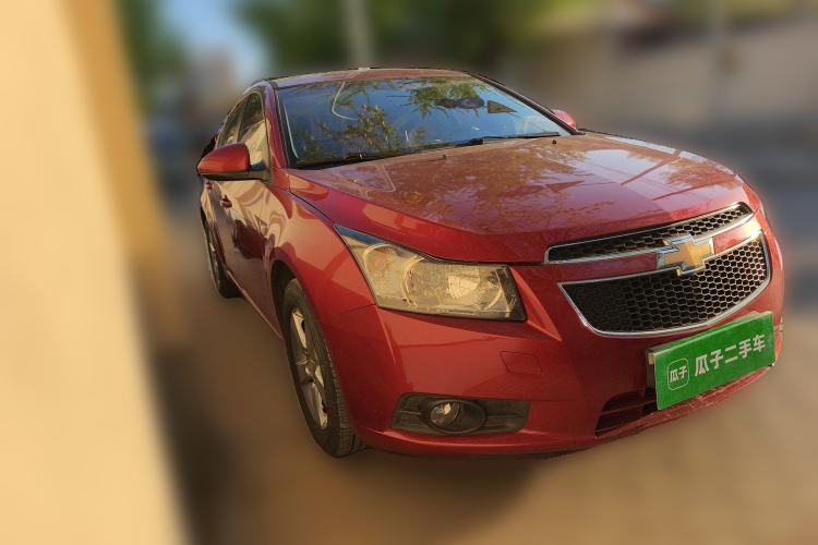 Used Chevrolet Cruze 2013 1.8L SE AT Front Right 45 Deg