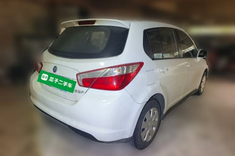 Used Venucia R50 2013 1.6L Manual Fashion Edition