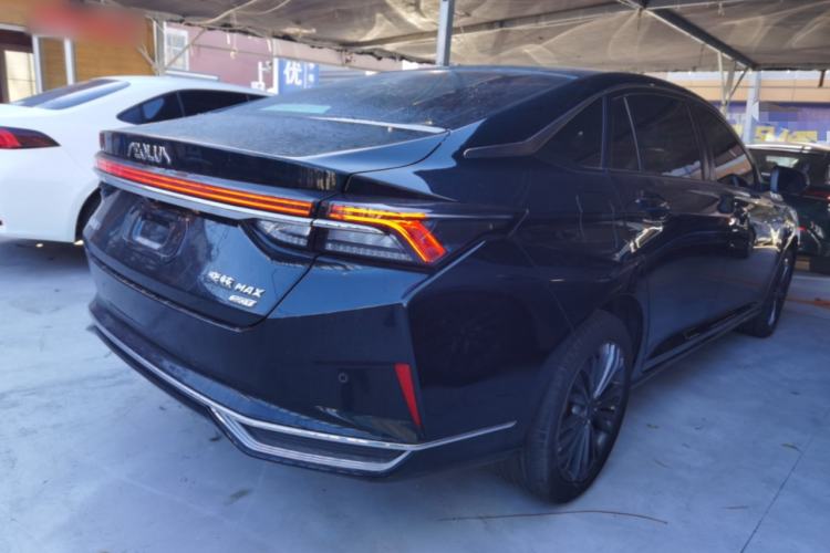 Used Dongfeng Aeolus Yixuan MAX 2023 1.5T Super-Powered Dad Edition