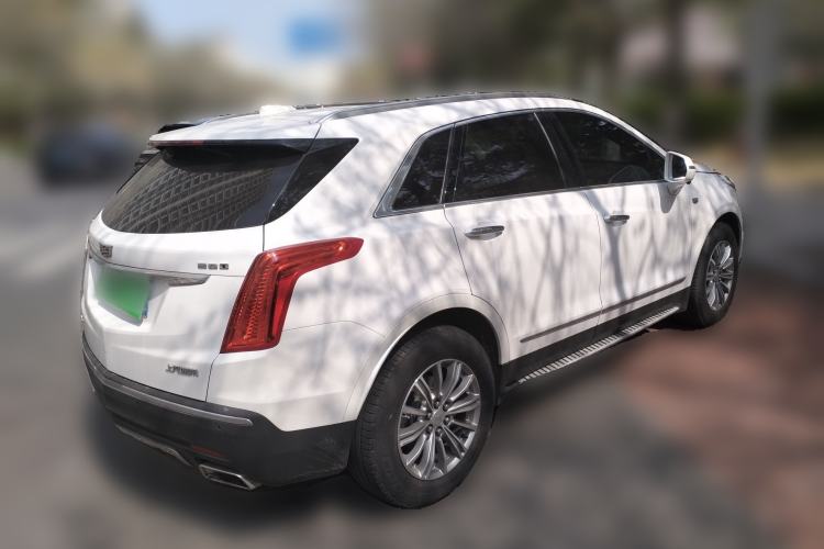Used Cadillac XT5 2018 28T Four-Wheel Drive Luxury Model Rear Right 45 Deg