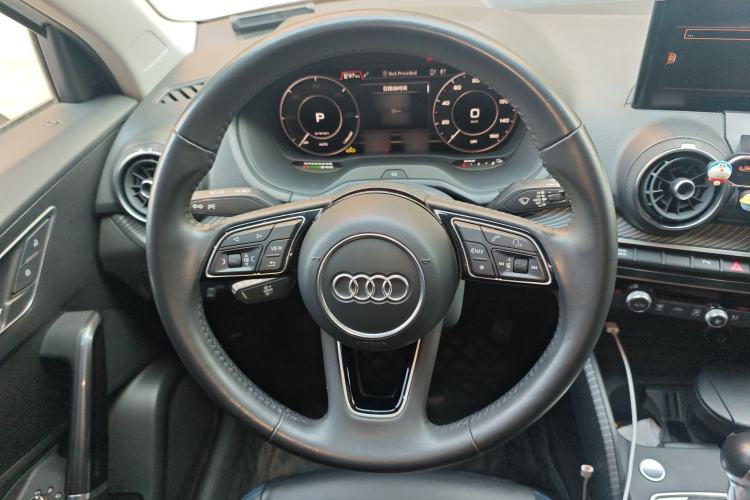 Used Audi Q2L e-tron 2019 Q2L e-tron Pure Electric Smart Enjoyment Model Steering Wheel