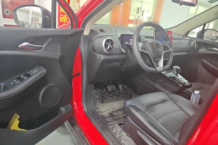 Used BYD Yuan New Energy 2019 EV360 Smart Connect Luxurious Model