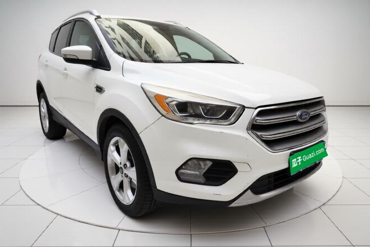 Used Ford Kuga 2017 EcoBoost 180 Two-Wheel-Drive Tiger Leap Model
