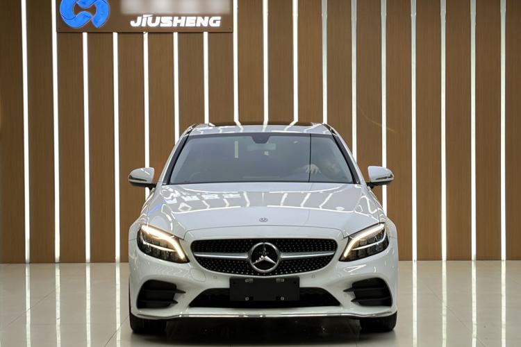 Used Mercedes-Benz C-Class 2019 C 180 L Fashion Edition Sport Version Interior 4