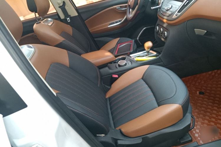 Used Soueast DX7 2017 1.5T Automatic Luxury Model
