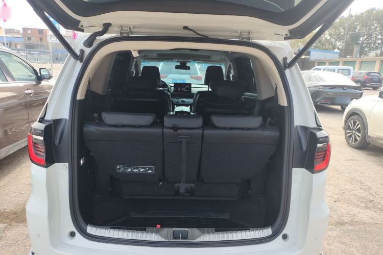 Used Honda Elysion 2022 2.0L eHEV Prestige Edition
