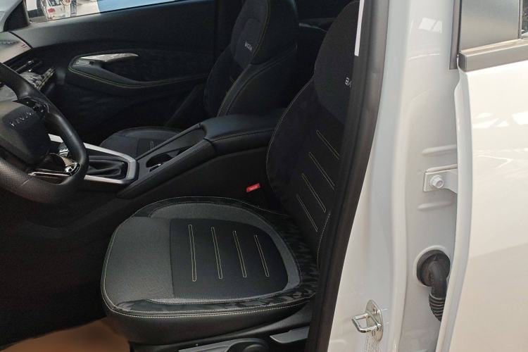 Used Baojun RS-3 2022 SOODA 1.5L CVT Pioneer Edition Left Front Seat