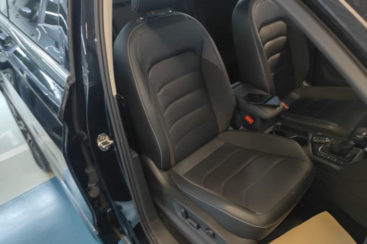 Used Volkswagen Tiguan L 2021 330TSI Automatic Two-Wheel Drive R-Line Enhanced Edition
