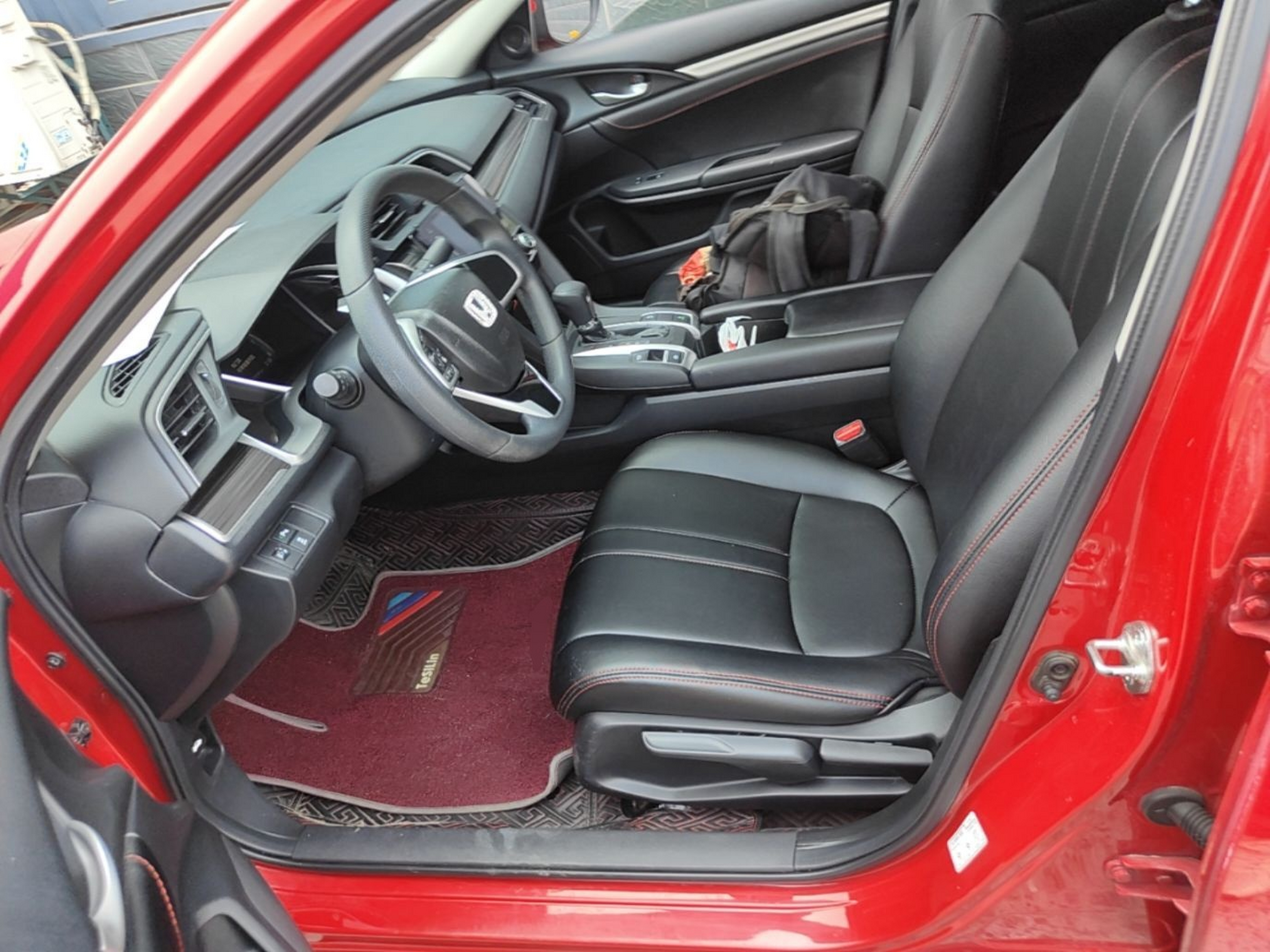 Avant de la voiture