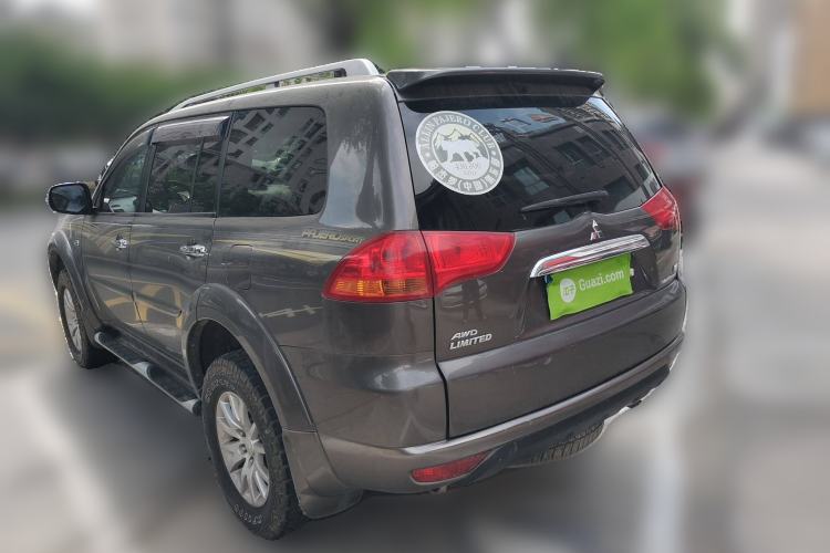 Used Mitsubishi Pajero Sport 2013 3.0L Automatic 4x4 Flagship Edition