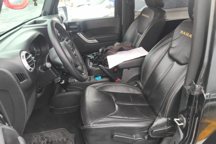 Used Jeep Wrangler 2013 3.6L Sahara two-door model Left Front Seat