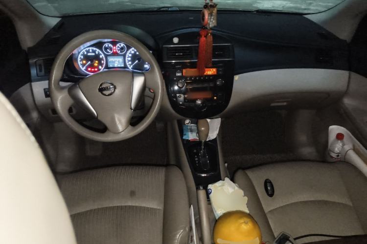 Used Nissan Tiida 2011 1.6L CVT Smart Version