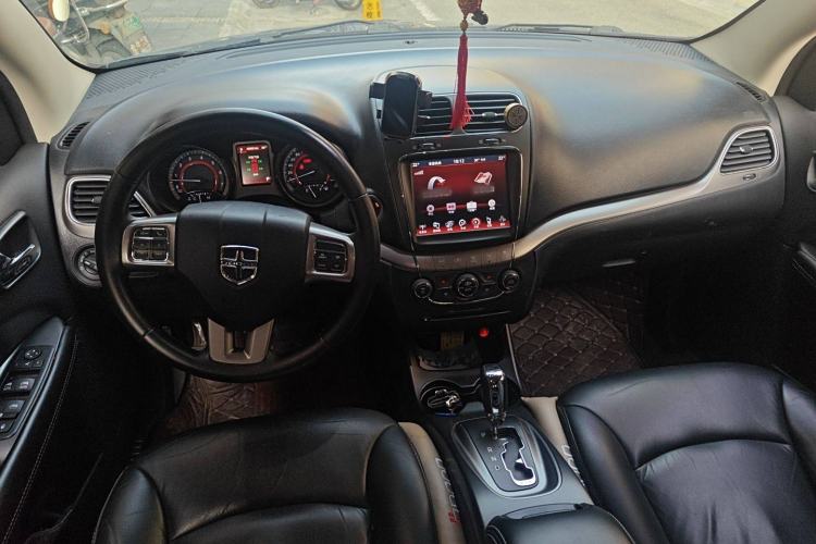 Used Dodge Journey 2014 2.4L Two-Wheel Drive Touring Edition
