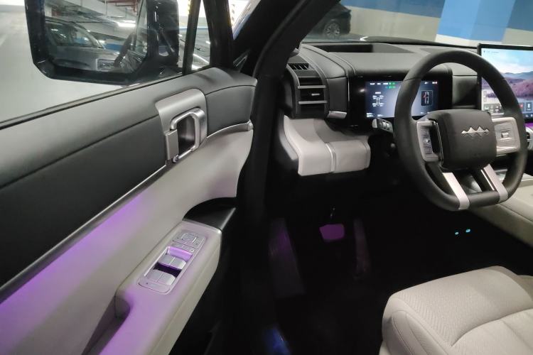 Used Formula Leopard Tai 7 2025 Model 200 km Two-Wheel Drive Max Edition