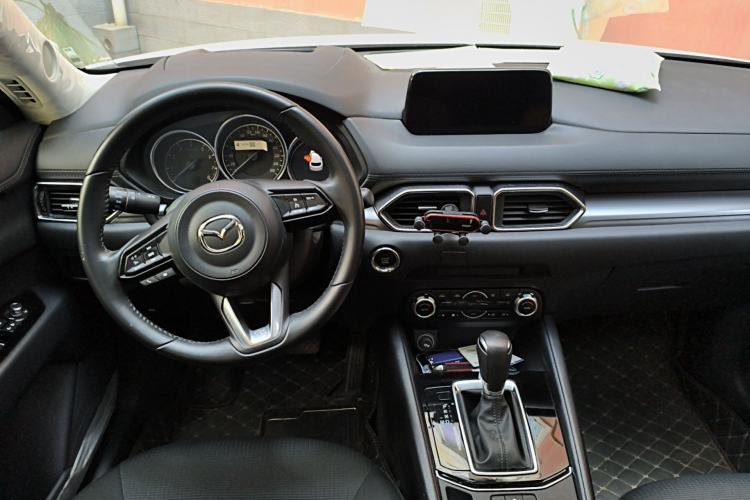 Used Mazda CX-5 2020 Revised Version 2.0L Automatic Two-Wheel Drive Smart Type Center Console