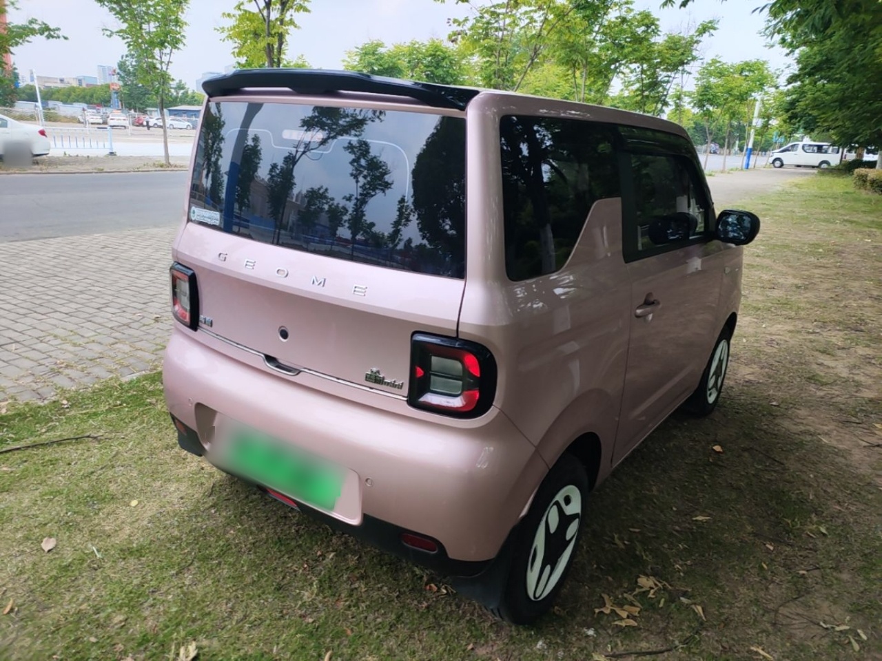 Geely Galaxy Panda 2025 210 km – Yuanqi Bear — снимка 6