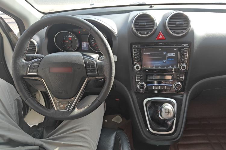 Used Haval H6 2013 Upgraded Model 1.5T Manual Two-Wheel Drive Elite Version