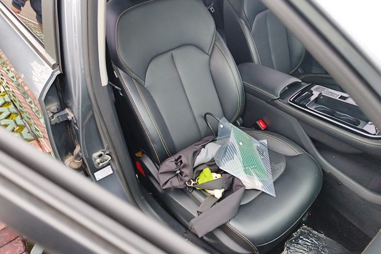 Used Roewe i6 MAX 2020 300TGI Automatic Sporty Cool Edition Right Front Seat