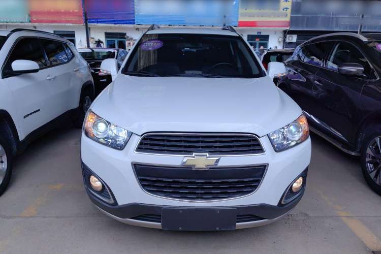 Used Chevrolet Captiva 2017 2.4L 4x4 Flagship Edition 7-Seater