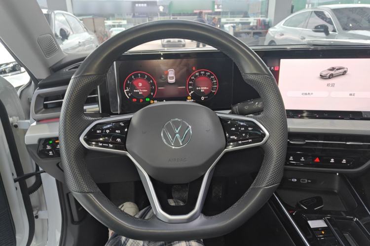 Used Volkswagen Lamando 2024 Lavida L 280TSI DSG Cool & Spicy Edition
