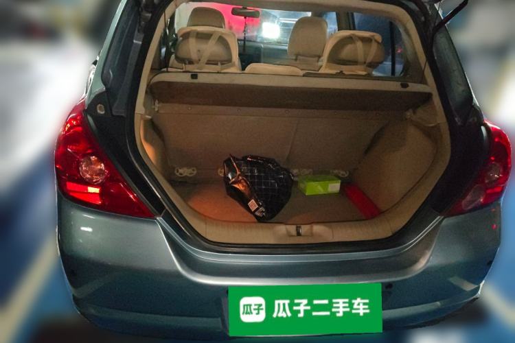 Used Nissan Tiida 2005 1.6GE AT
