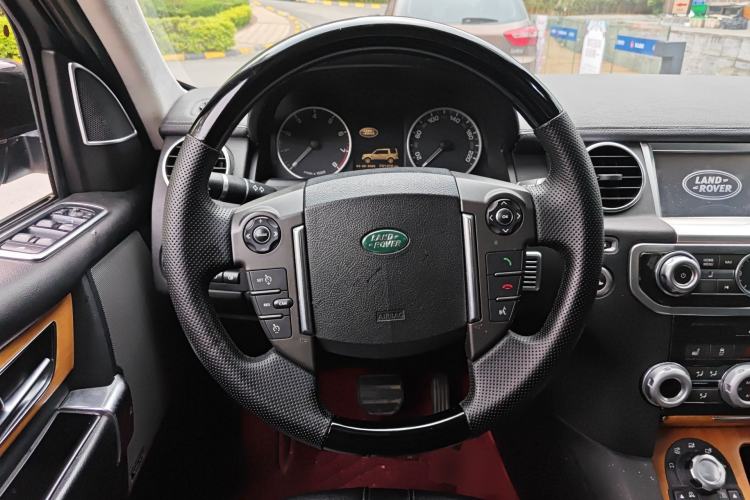 Used Land Rover Discovery 2012 5.0 V8 SE