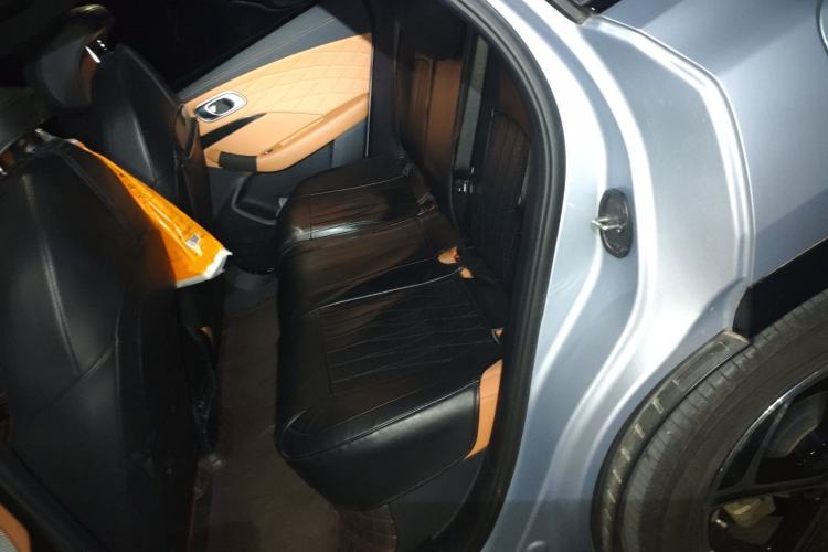 Used NETA L 2024 Extended-Range 310 Flash-Charge Red Edition