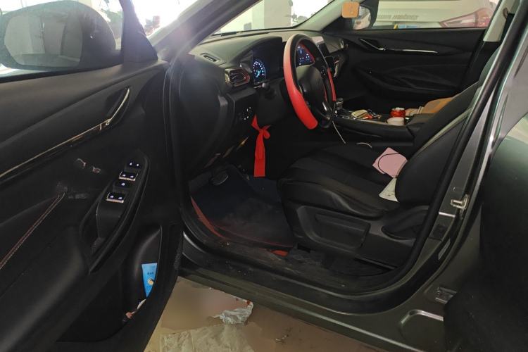 Used CHANGAN OSHAN X5 2021 1.5T DCT Luxury Edition Driver Seat
