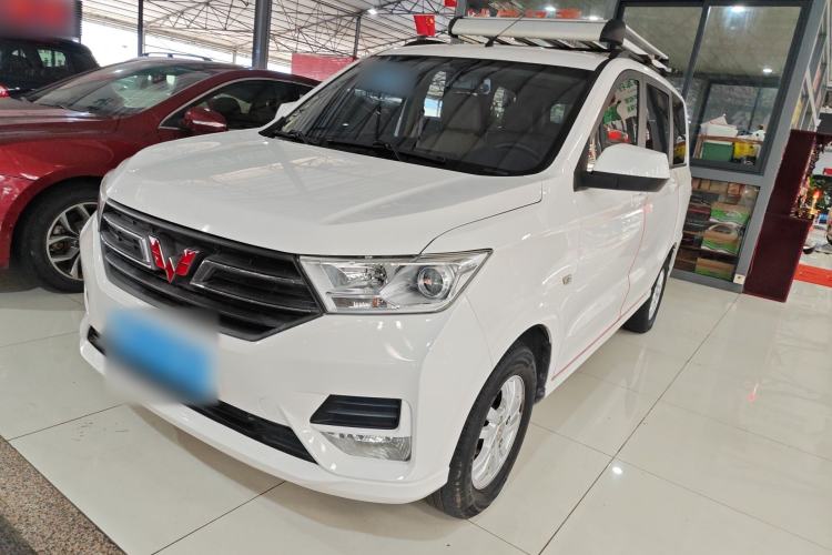 Used Wuling Hongguang 2019 1.5L S Comfort Edition China VI LAR
