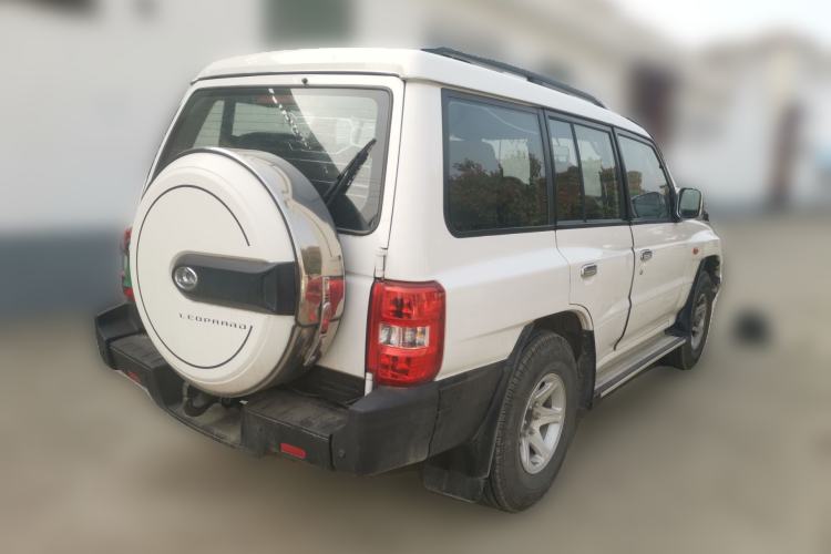 Used Leopaard Q6 2015 2.4L Manual 4x4 Excellence Edition
