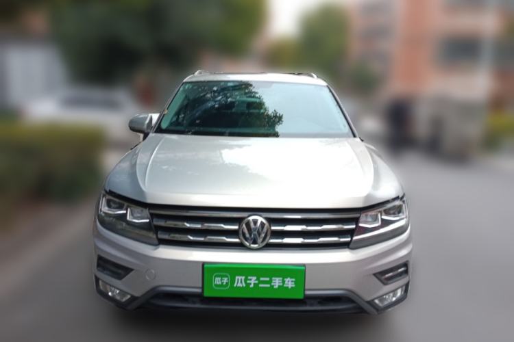Used Volkswagen Tiguan L 2019 330TSI Automatic Two-Wheel Drive Smart Luxury Version China VI Standard