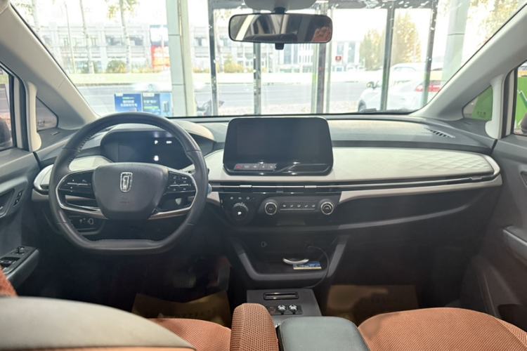 Used Bestune NAT 2023 PRO Comfortable Travel Battery-Swap Version 401km