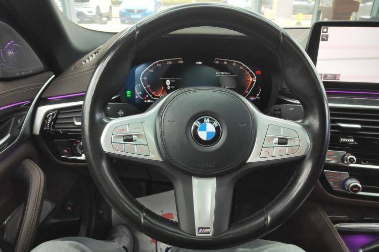 Used BMW 5 Series 2022 Second Facelift 525Li M Sport Package
