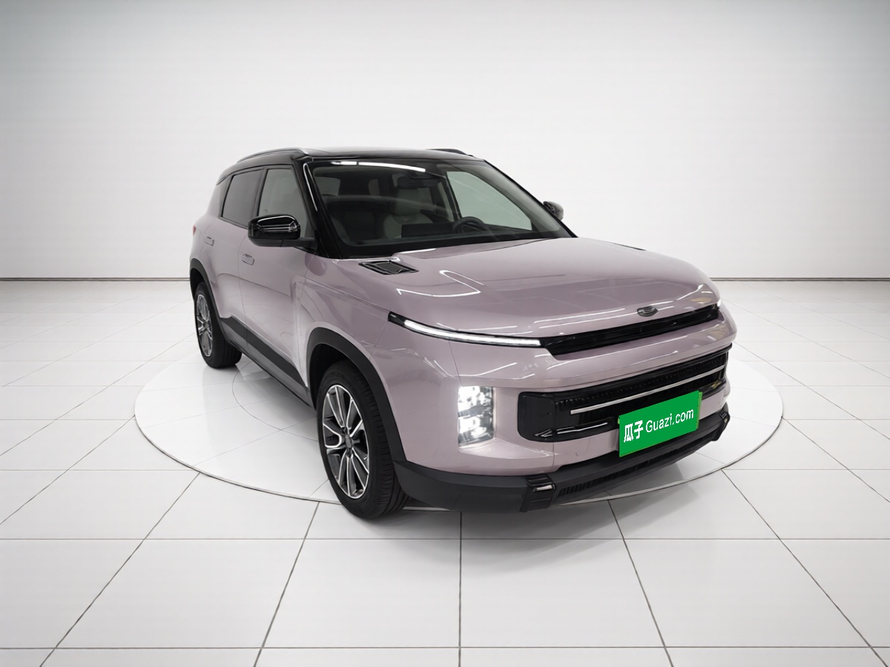 Geely Auto icon 2026 Model Chocolate 1.5TD Pure & Refined Edition — снимка 3