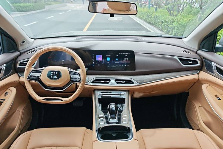 Used Landian E5 2024 Honor Edition 100KM Premium Model 7 Seats
