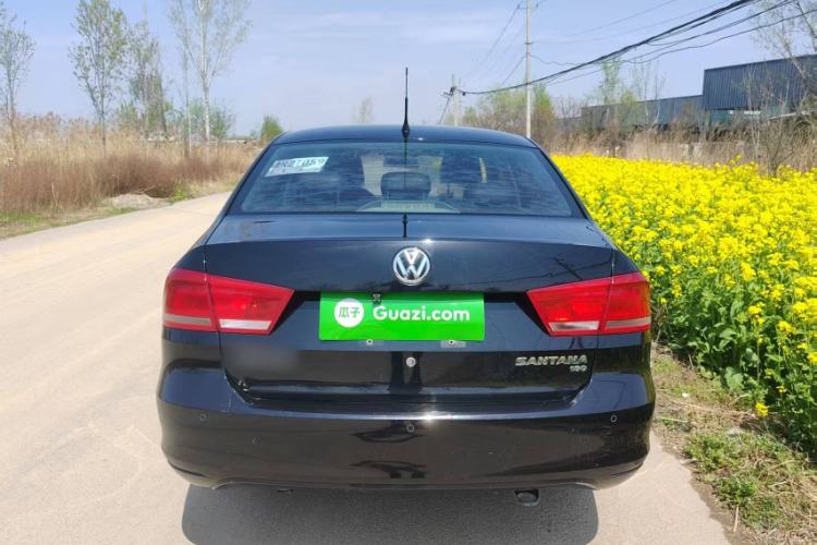 Used Volkswagen Santana 2015 1.6L Manual Comfort Edition Exterior 5