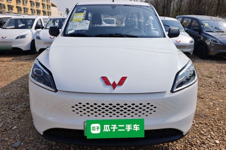 Used Wuling Hongguang New Energy 2025 Extended-Range Hybrid 50 km Standard Version Front