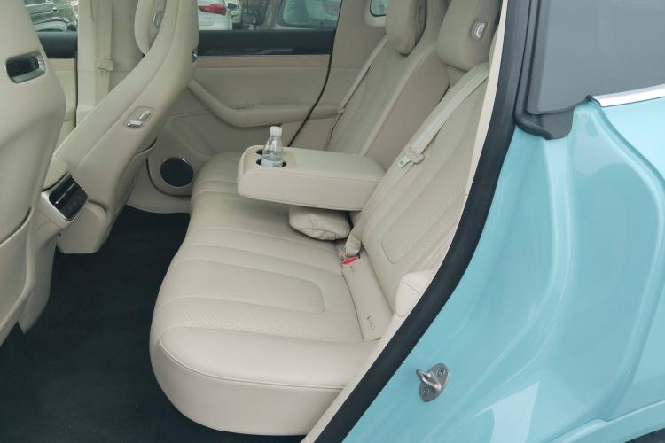 Used Hima Luxeed R7 2025 Range-Extended Version 251 km Max
