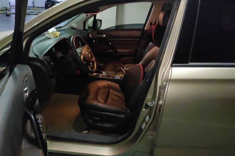 Used GAC Trumpchi GS4 2017 235T Automatic Two-Wheel Drive Luxury Smart Connectivity Version Left Front Seat