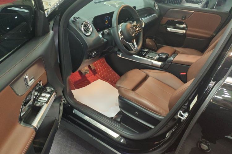 Used Mercedes-Benz GLB 2022 Updated GLB 200 Fashion Edition
