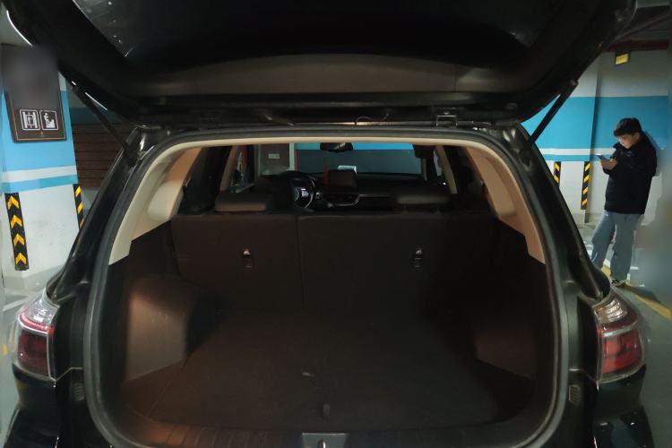 Used Kia Sportage R 2019 2.0L Automatic Smart Luxury Edition Trunk